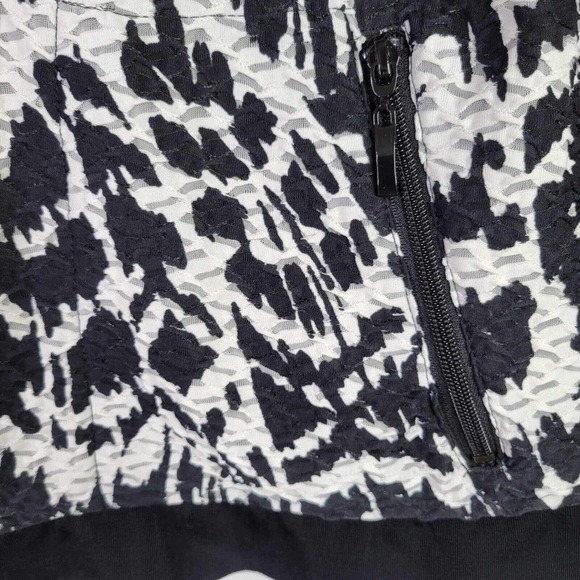 Chicos Travelers Womens Jacket Top Size 1 Medium Black White Full Zip - Picture 6 of 10